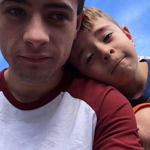 Meet your Posher, Aj